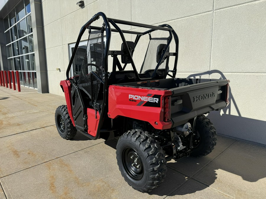 2026 Honda PIONEER 520