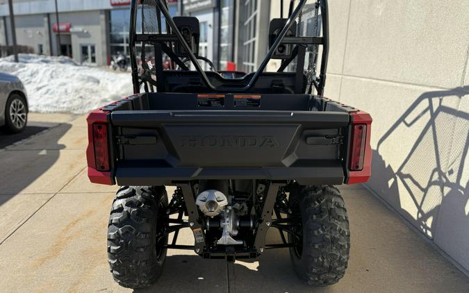 2026 Honda PIONEER 520