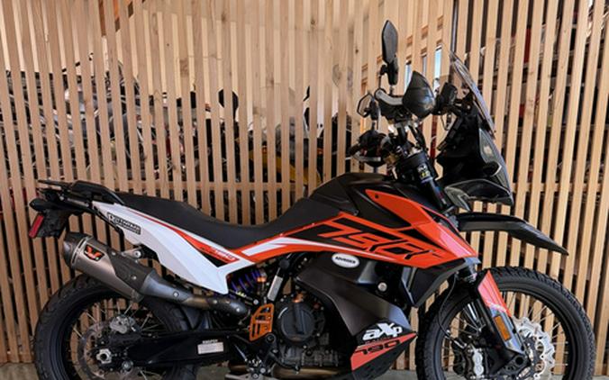 2019 KTM Adventure 790