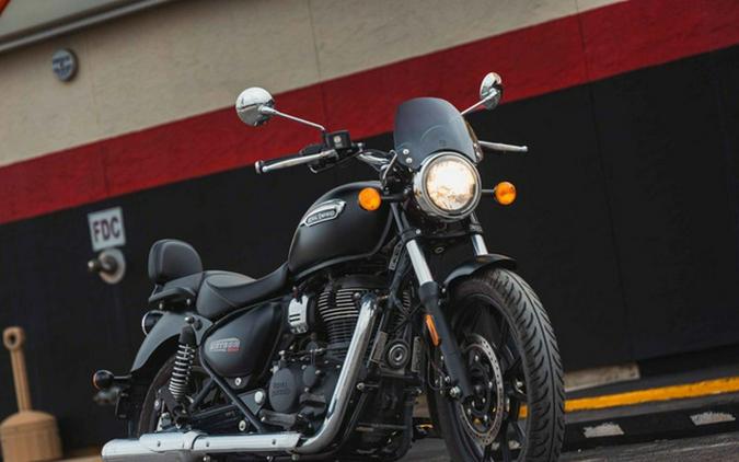 2022 Royal Enfield Meteor Stellar Black
