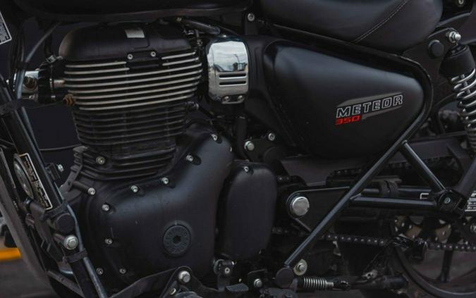 2022 Royal Enfield Meteor Stellar Black