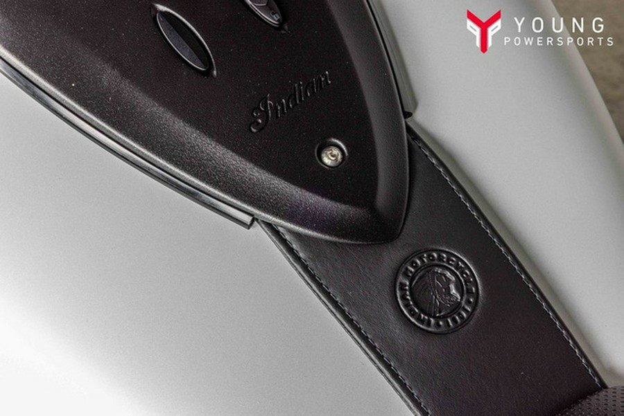 2026 Indian Springfield Dark Horse Ghost White Metallic Smo