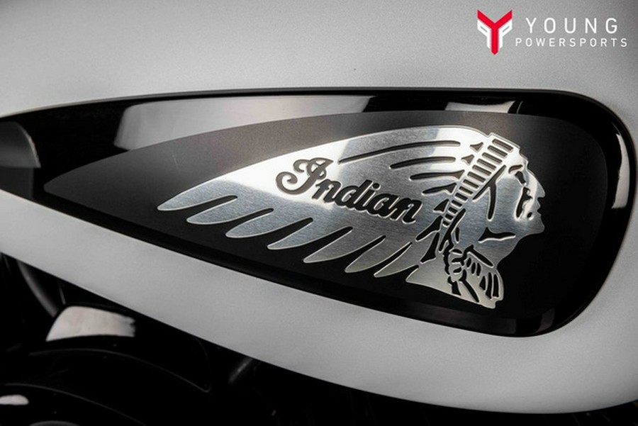 2026 Indian Springfield Dark Horse Ghost White Metallic Smo