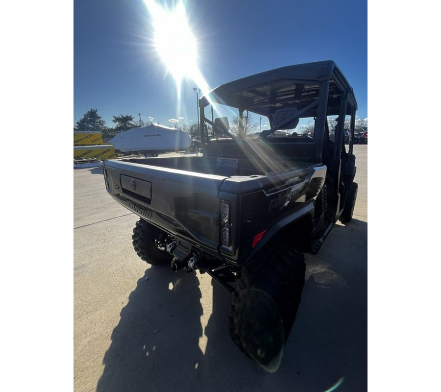 2026 Can-Am Defender MAX Lone Star HD11