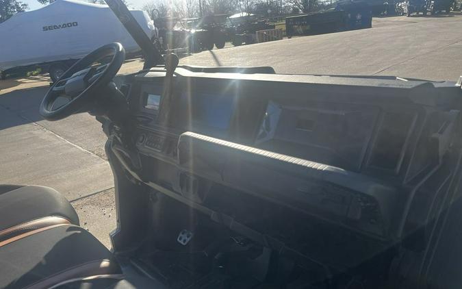 2026 Can-Am Defender MAX Lone Star HD11