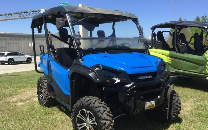 2017 Honda® Pioneer 1000-5 Deluxe