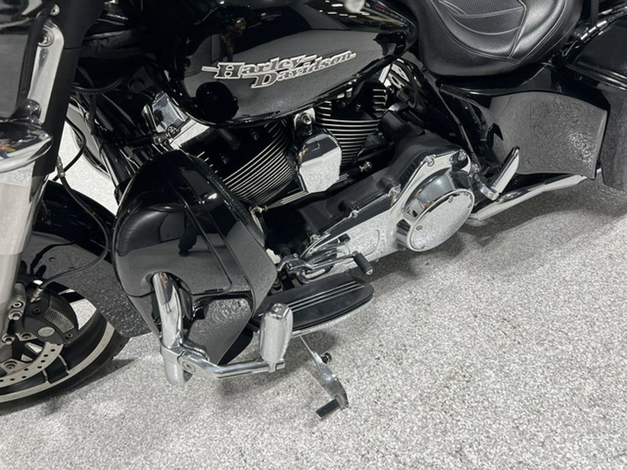2014 Harley-Davidson FLHX - Street Glide
