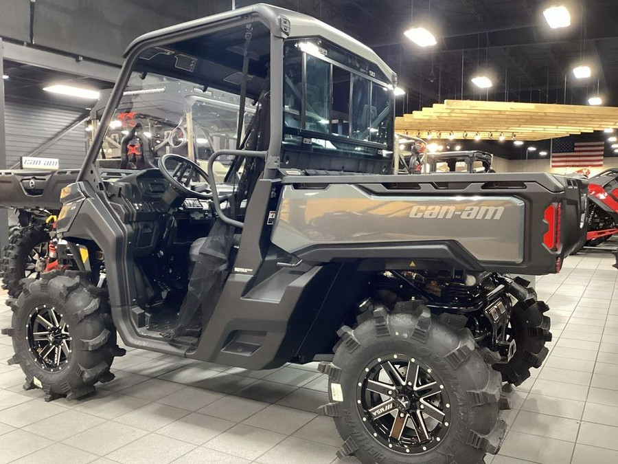 2024 Can-Am™ Defender XT HD10