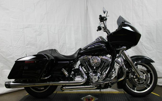 HD FLTRX103 2012 664445T BLACK W/ PINSTRIPE