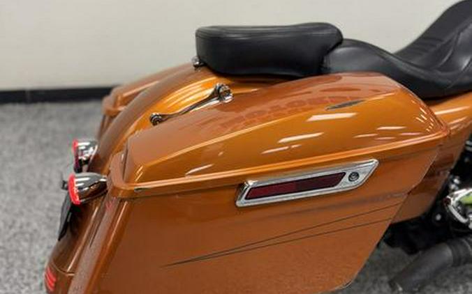 2015 Harley-Davidson® Street Glide® Special - UO1872