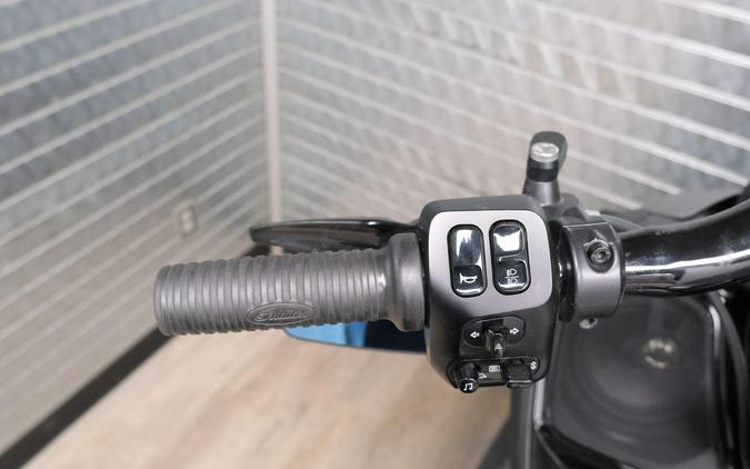 2023 INDIAN MOTORCYCLE CHALLENGER DARK HORSE