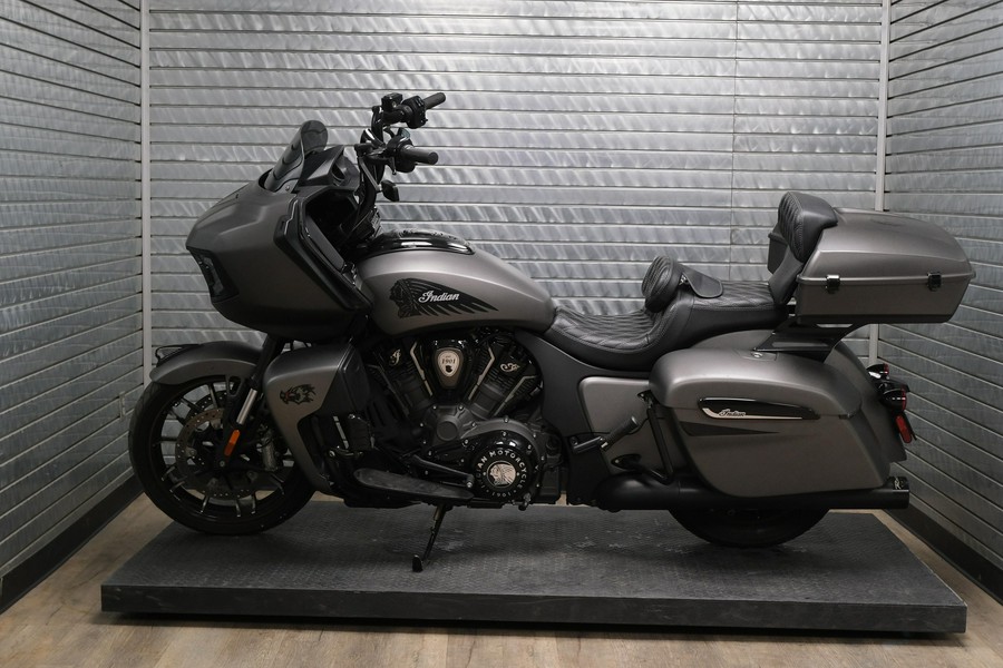 2023 INDIAN MOTORCYCLE CHALLENGER DARK HORSE