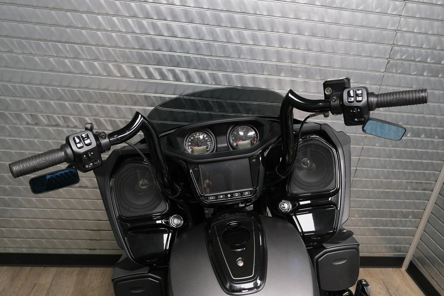 2023 INDIAN MOTORCYCLE CHALLENGER DARK HORSE