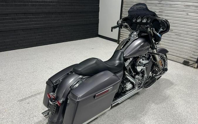 2015 Harley-Davidson FLHX - Street Glide