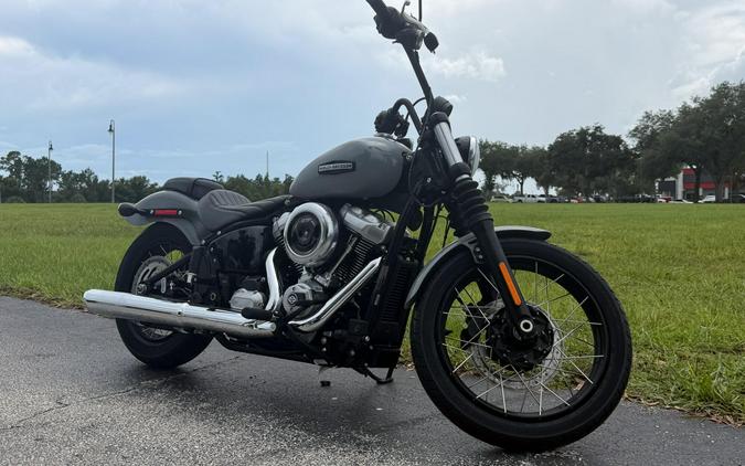 FXBB 2026 Street Bob