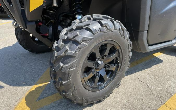 2023 Can-Am Defender XT HD10