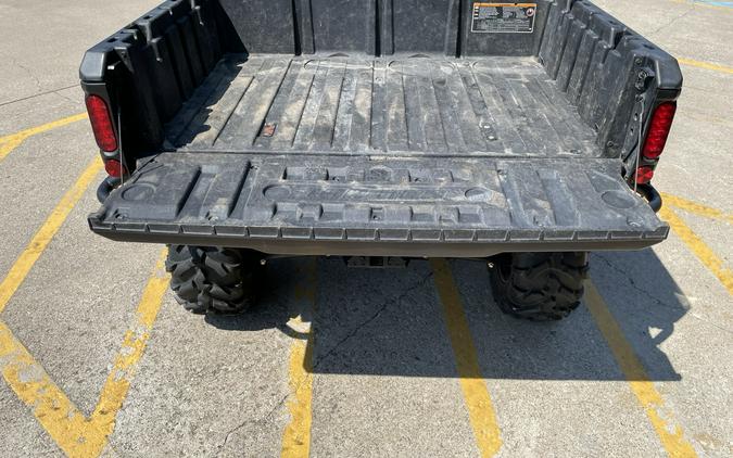 2023 Can-Am Defender XT HD10