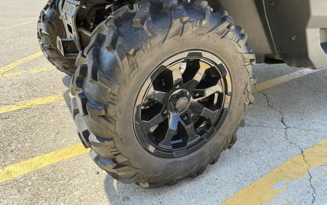 2023 Can-Am Defender XT HD10