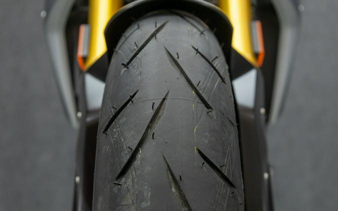 2020 BMW F900R W/ABS