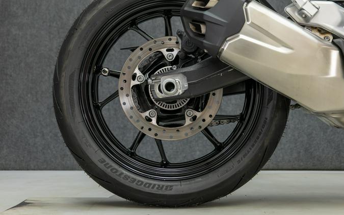 2020 BMW F900R W/ABS