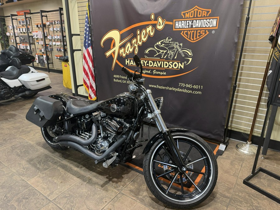 2014 Harley-Davidson® Breakout® BLACK