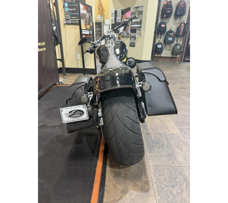 2014 Harley-Davidson® Breakout® BLACK