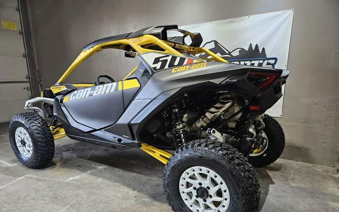 2024 Can-Am Maverick R X RS with Smart-Shox Carbon Black & Neo