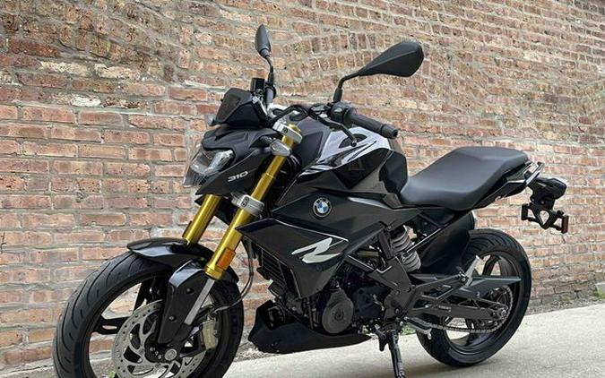 2023 BMW G 310 R