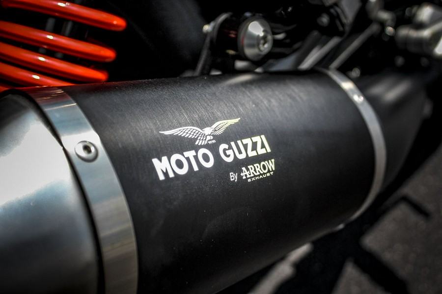 2024 Moto Guzzi V7 Stone Ten