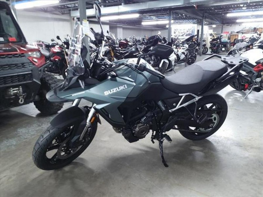 2024 Suzuki VSTORM 800