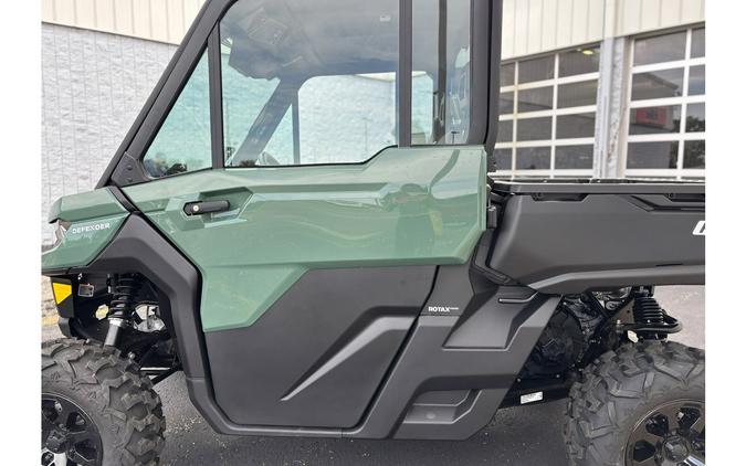 2026 Can-Am DEFENDER DPS CAB HD9