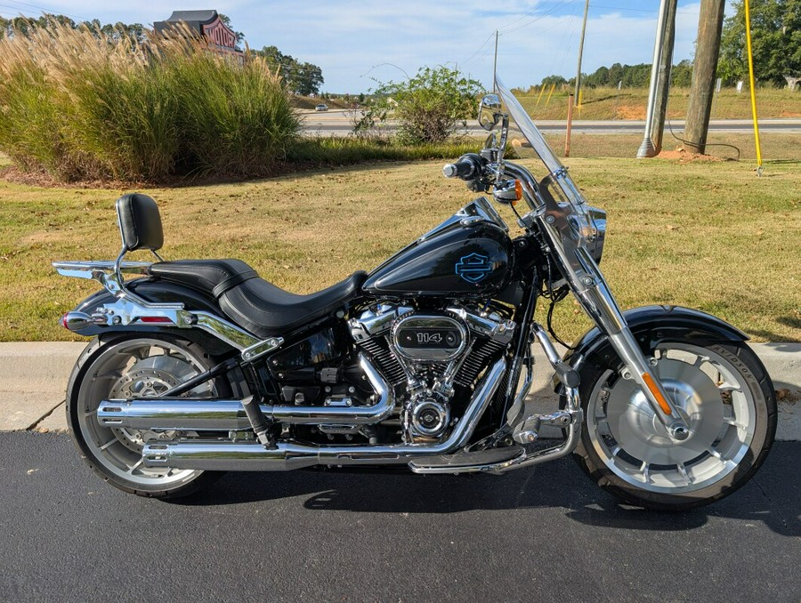 2024 Harley-Davidson® Fat Boy® 114 Vivid Black