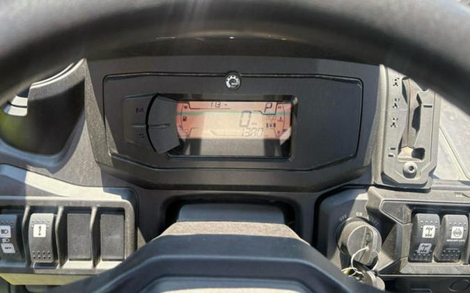 2025 Can-Am Defender XT HD9