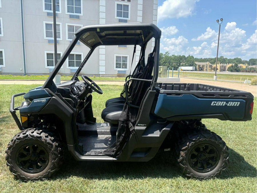 2025 Can-Am Defender XT HD9