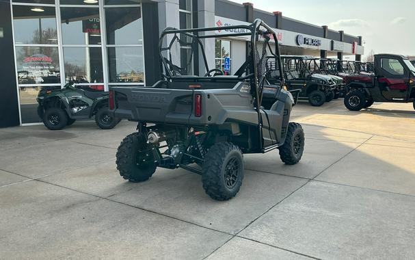 2026 Honda Pioneer 700 Forest