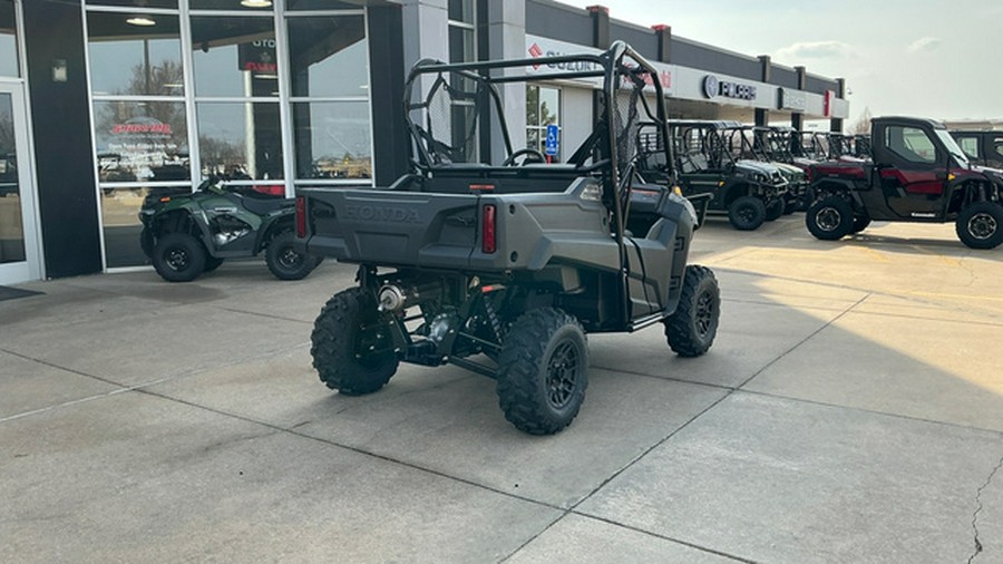 2026 Honda Pioneer 700 Forest