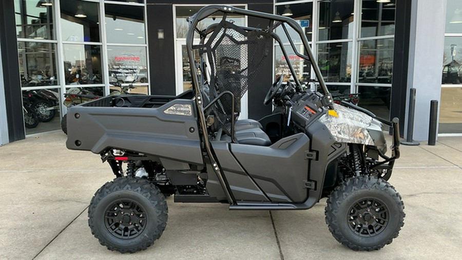 2026 Honda Pioneer 700 Forest