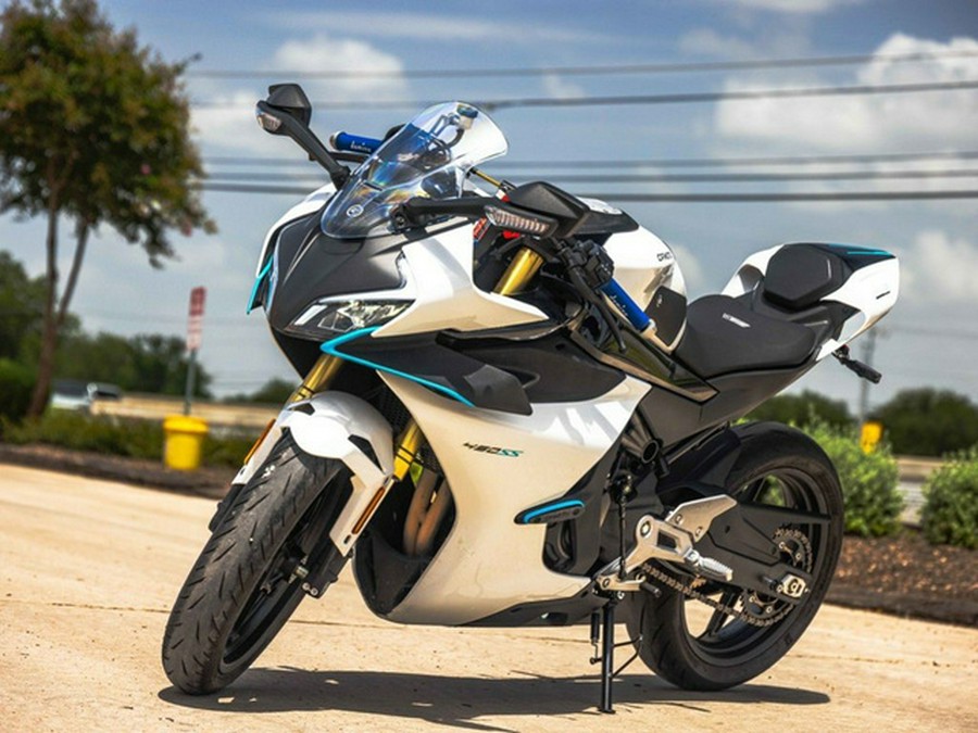 2024 CFMOTO CF4006US