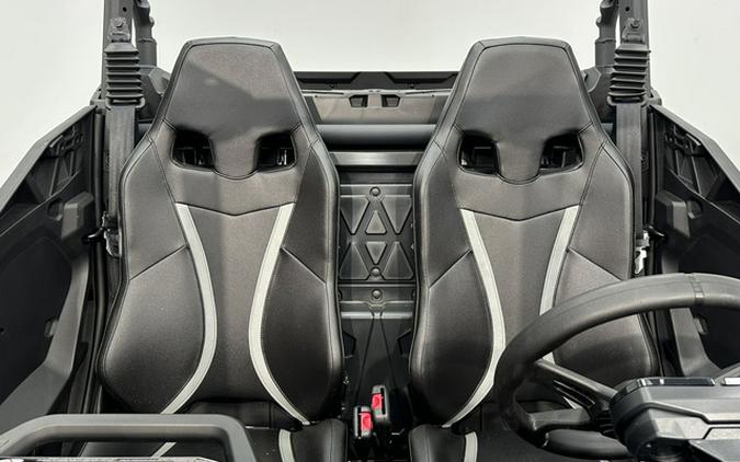 2026 Can-AM Commander DPS 700
