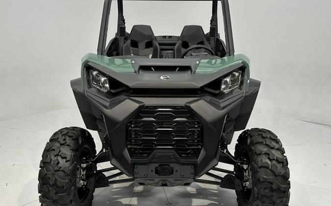 2026 Can-AM Commander DPS 700