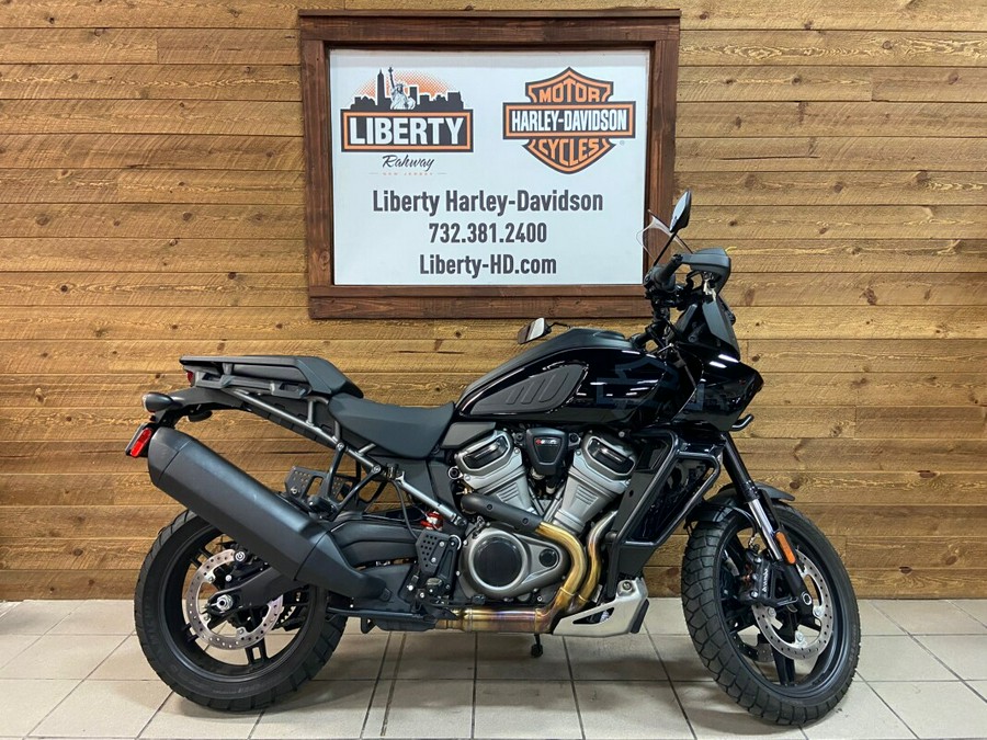 2022 Harley-Davidson Pan America™ 1250 Vivid Black RA1250S