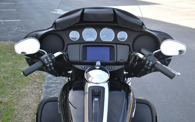 2024 Harley-Davidson® Tri Glide® Ultra - FLHTCUTG