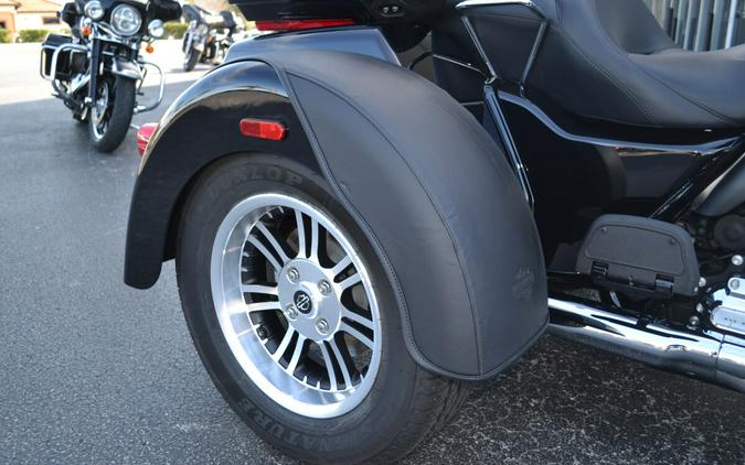 2024 Harley-Davidson® Tri Glide® Ultra - FLHTCUTG