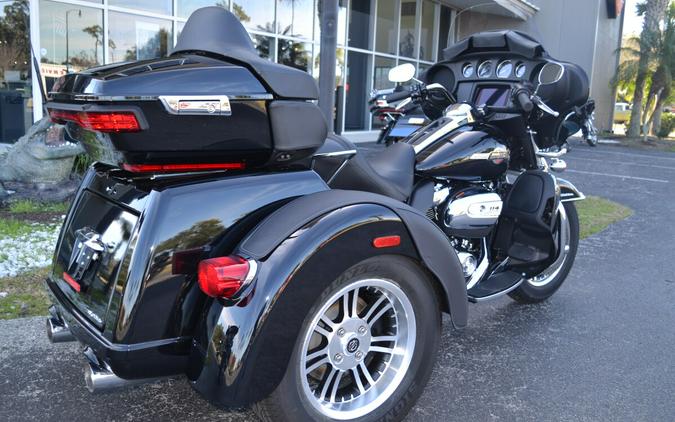2024 Harley-Davidson® Tri Glide® Ultra - FLHTCUTG