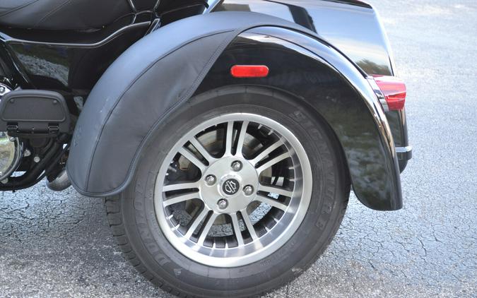 2024 Harley-Davidson® Tri Glide® Ultra - FLHTCUTG