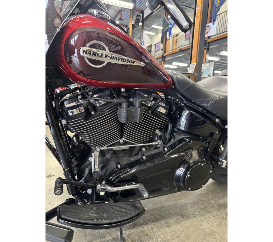 2019 Harley-Davidson Heritage Classic 107