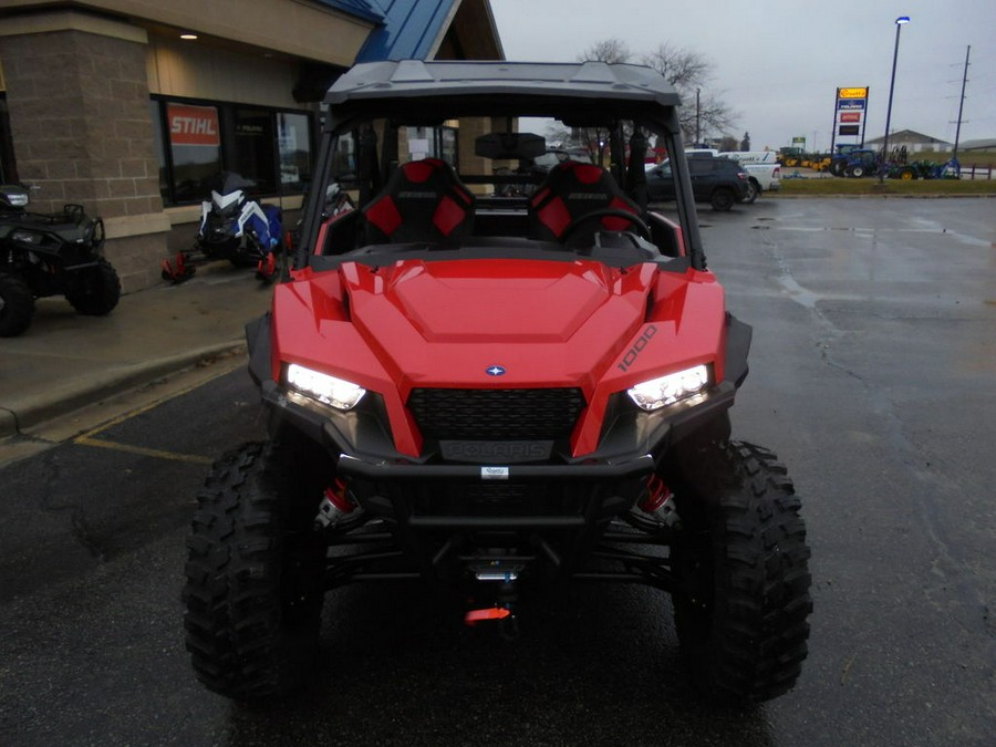 2025 Polaris® General XP 4 1000 Ultimate