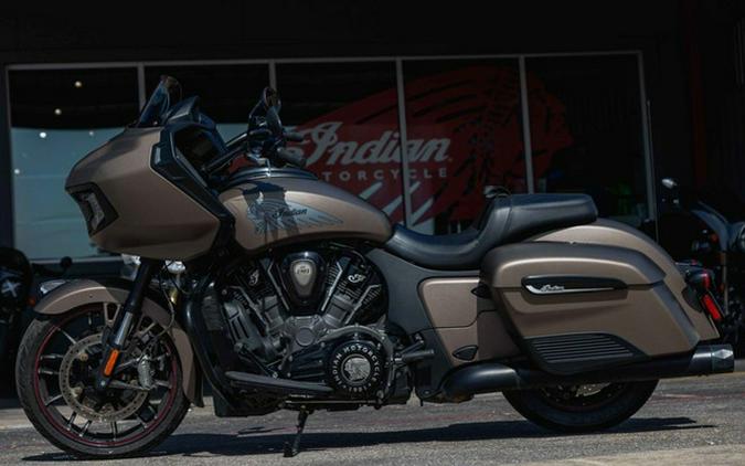 2022 Indian Challenger Dark Horse Bronze Smoke
