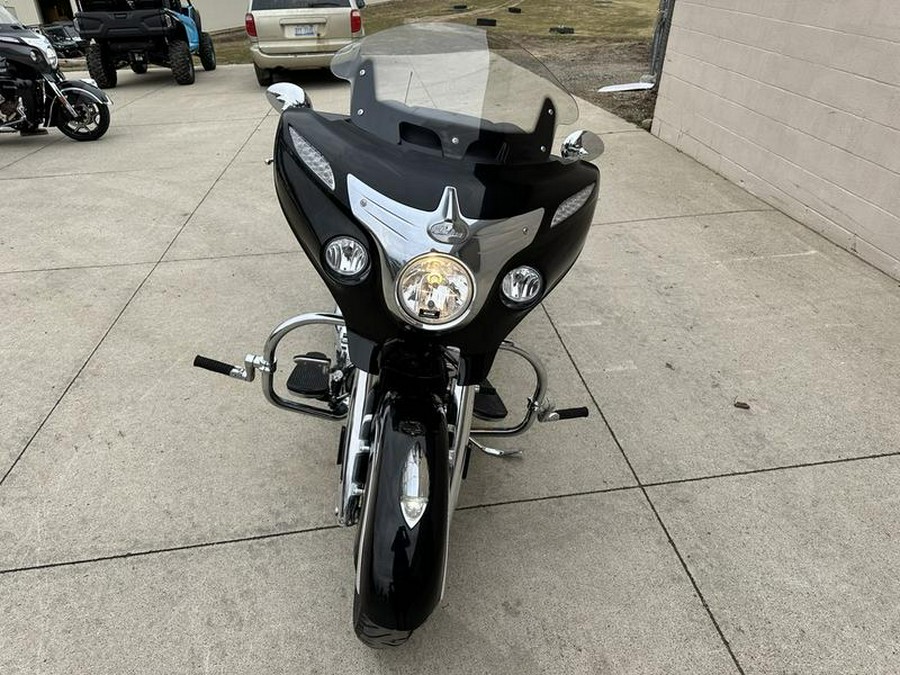 2019 Indian Motorcycle® Chieftain® Classic Thunder Black