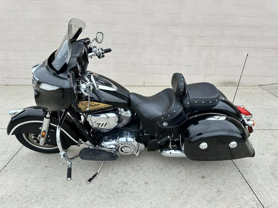 2019 Indian Motorcycle® Chieftain® Classic Thunder Black